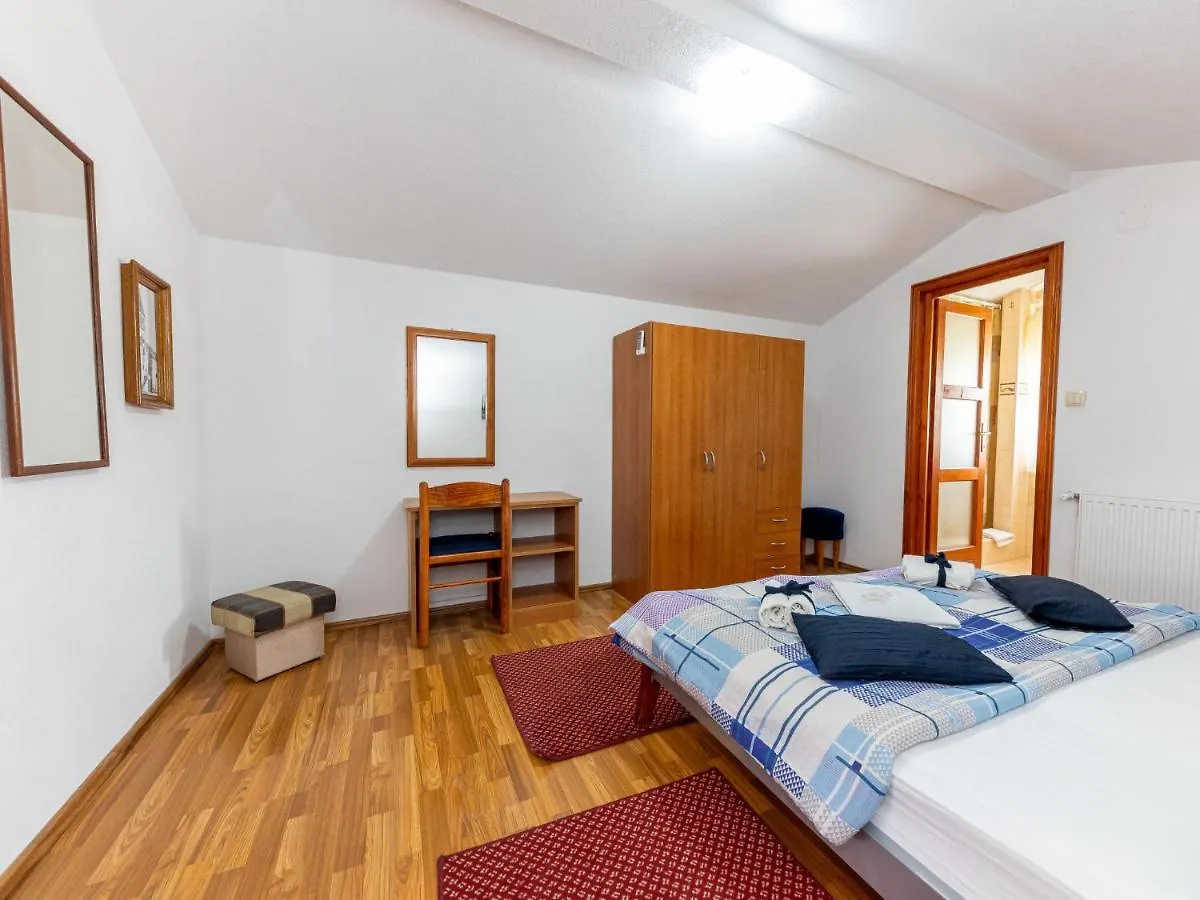 Apartment Villa Saba-2 By Interhome Трогир